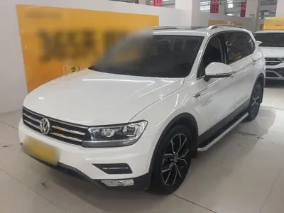 Volkswagen Tiguan L 2020, 53500 км, за 14287.54 USD