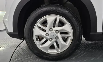 Hyundai Venue 2022, 45960 км, за 10856.14 USD