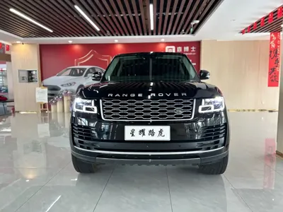 Land Rover Range Rover 2020, 126000 км, за 105791.94 USD