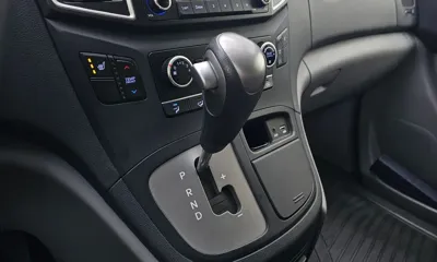 Hyundai Starex 2017, 48118 км, за 9051.87 USD - фото 9