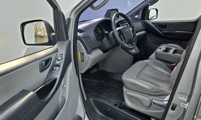 Hyundai Starex 2017, 48118 км, за 9051.87 USD - фото 11