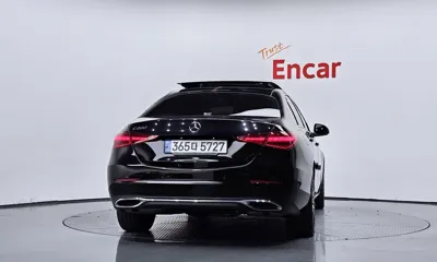 Mercedes-Benz C-Class 2023, 37679 км, за 23446.27 USD