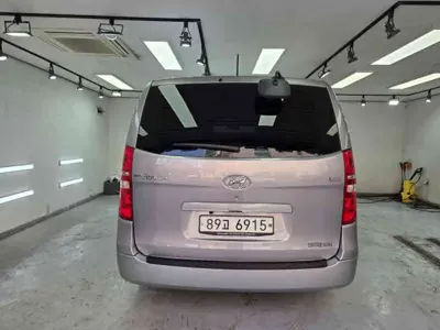 Hyundai Starex 2019, 126716 км, за 9833.27 USD - фото 9