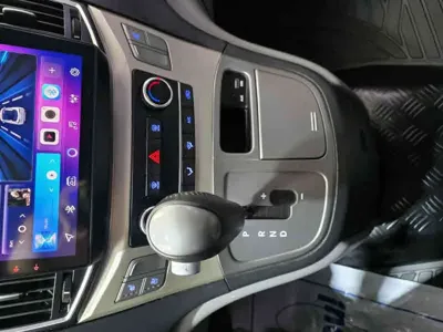 Hyundai Starex 2019, 126716 км, за 9833.27 USD - фото 12