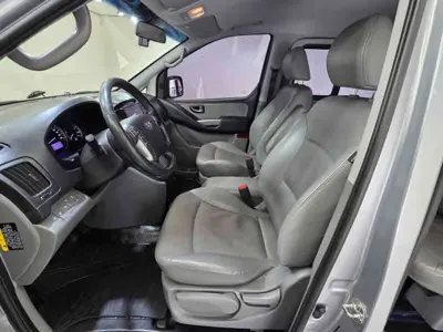 Hyundai Starex 2019, 126716 км, за 9833.27 USD - фото 18