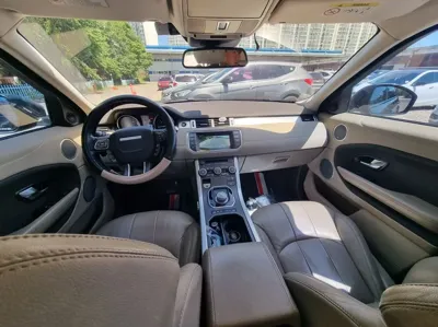 Land Rover Range Rover Evoque 2016, 158225 км, за 5724.7 USD - фото 7