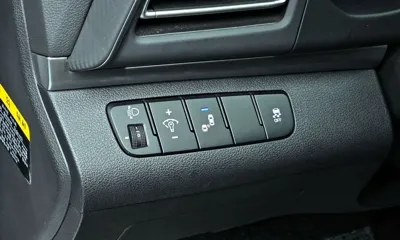 Hyundai Avante 2019, 179757 км, за 5667.76 USD - фото 17