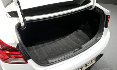 Hyundai Avante 2019, 179757 км, за 5667.76 USD - фото 20
