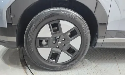 Hyundai Santafe 2024, 16785 км, за 25562.89 USD