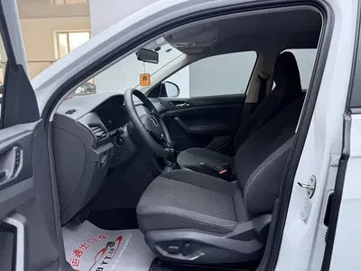 Volkswagen T-Cross 2023, 32000 км, за 13022.11 USD - фото 7