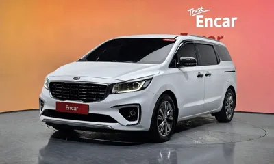 Kia Canival · 2019 год