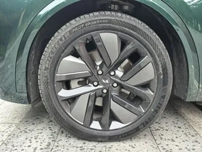 Li Auto Li L9 2024, 56000 км, за 35384.68 USD
