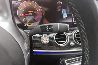 Mercedes-Benz E-Class 2020, 157800 км, за 25509 USD - фото 14