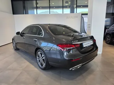 Mercedes-Benz E-Class 2023, 21556 км, за 28226.34 USD