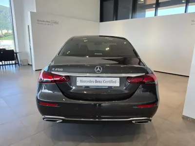 Mercedes-Benz E-Class 2023, 21556 км, за 28226.34 USD - фото 7