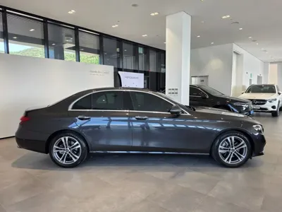 Mercedes-Benz E-Class 2023, 21556 км, за 28226.34 USD - фото 9