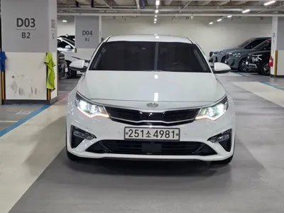 Kia K5 2019, 71693 км, за 11093.61 USD