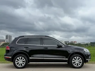 Volkswagen Touareg 2017, 140000 км, за 16156.25 USD