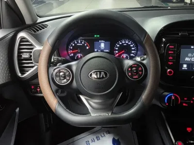 Kia Soul 2020, 140996 км, за 6820.27 USD - фото 8