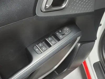 Kia Soul 2020, 140996 км, за 6820.27 USD - фото 12