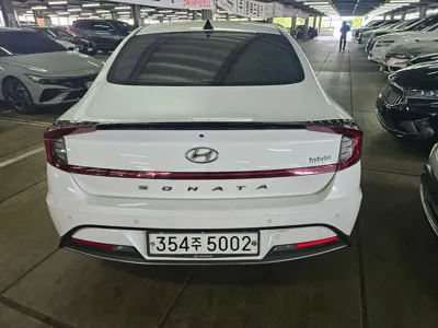 Hyundai Sonata 2020, 102853 км, за 12502.44 USD