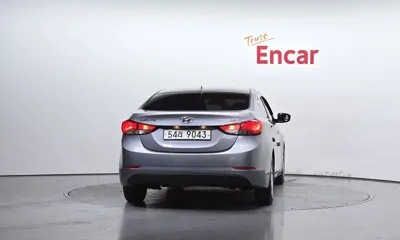 Hyundai Avante 2015, 89920 км, за 4362.83 USD