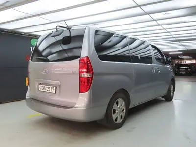 Hyundai Starex 2019, 143592 км, за 17067.09 USD