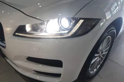 Jaguar F-Pace 2018, 124500 км, за 13560 USD - фото 8