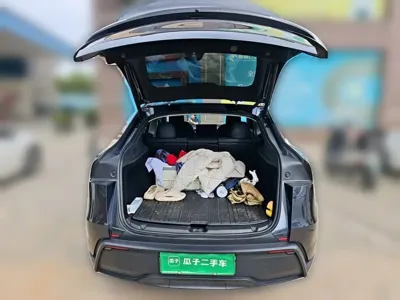 Tesla Model Y 2025, 25500 км, за 32901.07 USD - фото 16
