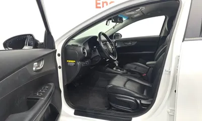 Kia K3 2021, 87028 км, за 6940.78 USD - фото 10