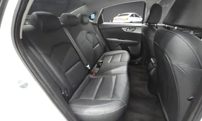 Kia K3 2021, 87028 км, за 6940.78 USD - фото 12
