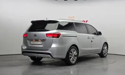 Kia Canival 2016, 192082 км, за 4620.57 USD