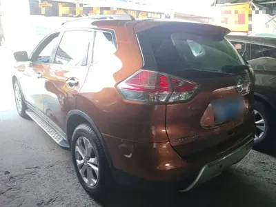 Nissan X-Trail 2015, 93699 км, за 6103.54 USD