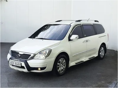Kia Canival · 2011 год