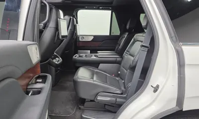 Lincoln Navigator 2021, 72727 км, за 31245.9 USD - фото 13