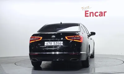Kia K7 2015, 151191 км, за 2535.27 USD