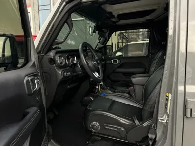 Jeep Wrangler 2022, 67110 км, за 26606.84 USD - фото 7