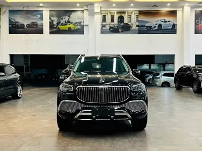 Mercedes-Benz GLS 2024, 35000 км, за 107761.01 USD