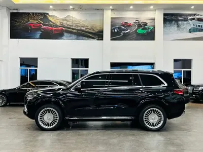 Mercedes-Benz GLS 2024, 35000 км, за 107761.01 USD