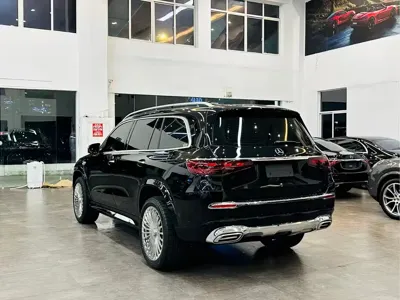 Mercedes-Benz GLS 2024, 35000 км, за 107761.01 USD