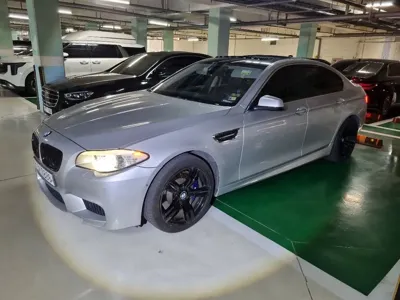 BMW 5-Series 2011, 144552 км, за 4883.76 USD