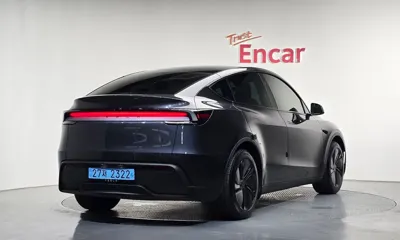 Tesla Model Y 2025, 16907 км, за 32438.39 USD