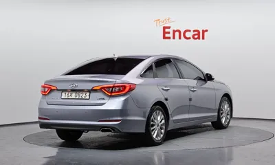 Hyundai Sonata 2016, 155067 км, за 5005.52 USD