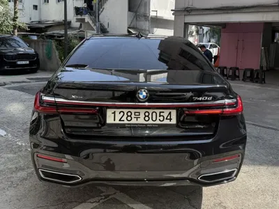 BMW 7-Series 2021, 42000 км, за 42305.69 USD