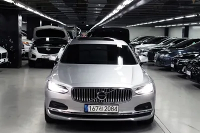 Volvo S90 2022, 42000 км, за 24429.98 USD