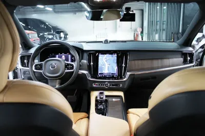 Volvo S90 2022, 42000 км, за 24395.03 USD - фото 9