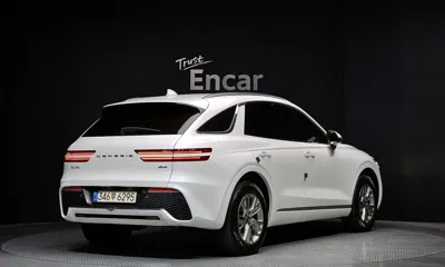 Genesis GV70 2022, 104794 км, за 21676.29 USD