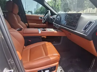 Li Auto Li L9 2023, 94000 км, за 32857.39 USD
