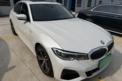 BMW 3 Series 2021, 44200 км, за 21177 USD