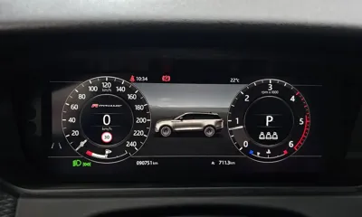 Land Rover Range Rover Velar 2019, 90751 км, за 17161.8 USD - фото 8